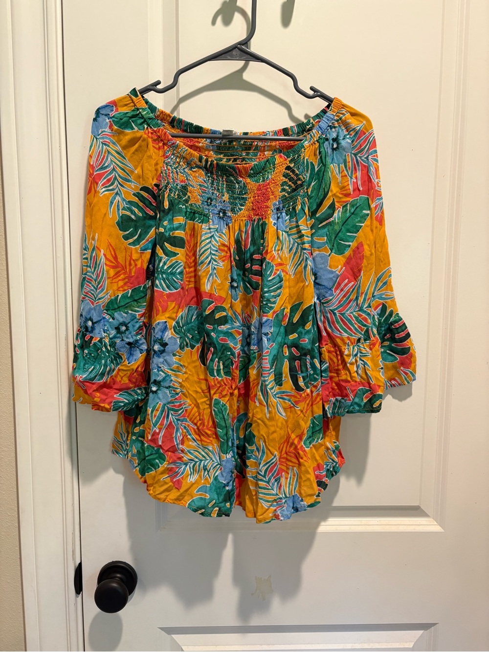 Beachlunchlounge Yellow Tropical Off-Shoulder Tunic with Green Leaf Print small
